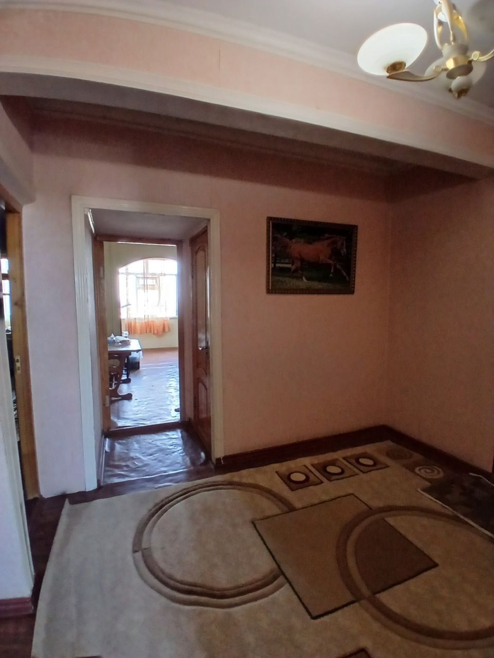Продаётся квартира 3 комнатная на карасу 6