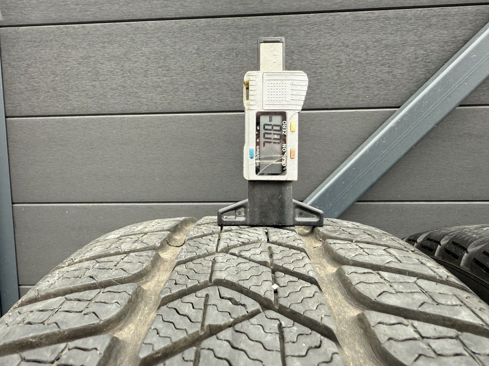 Jante BMW style 570 M 18 original X1 F48 X2 F39 anvelope Pirelli 5-7mm