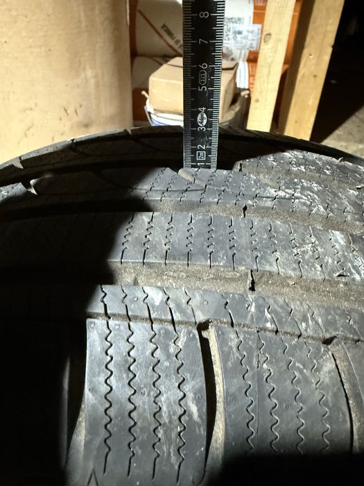 Anvelope iarna Minerva 235 60 16