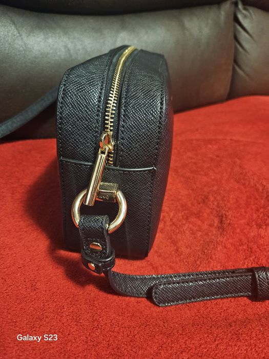 Продавам дамска чанта