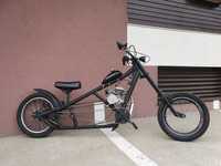 Vând Bicicleta Chopper cu motor