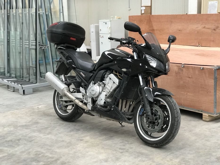 Продавам двигател на части за Yamaha FZS 1000 FZ 1000 фазер 1000