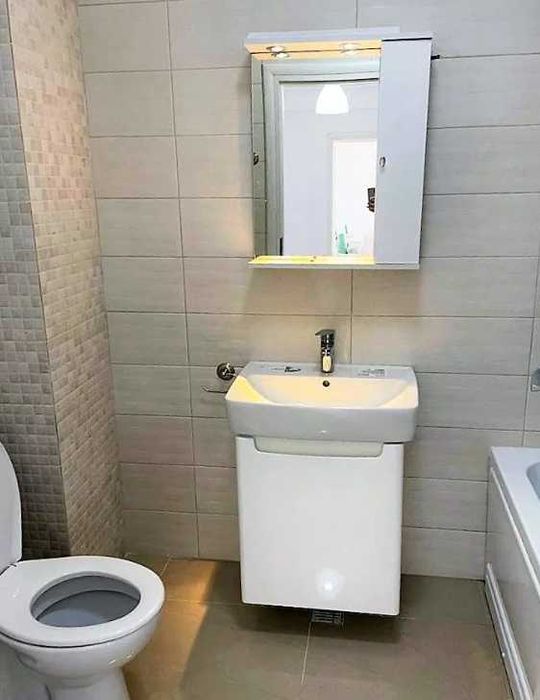 Дава се под наем Двустаен апартамент в Пловдив, Каменица 1 - 44 кв.м за 147.9 € - Снимка #2