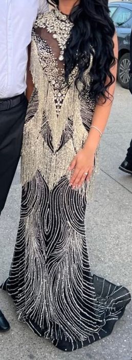 Луксозна бална рокля - с камъни