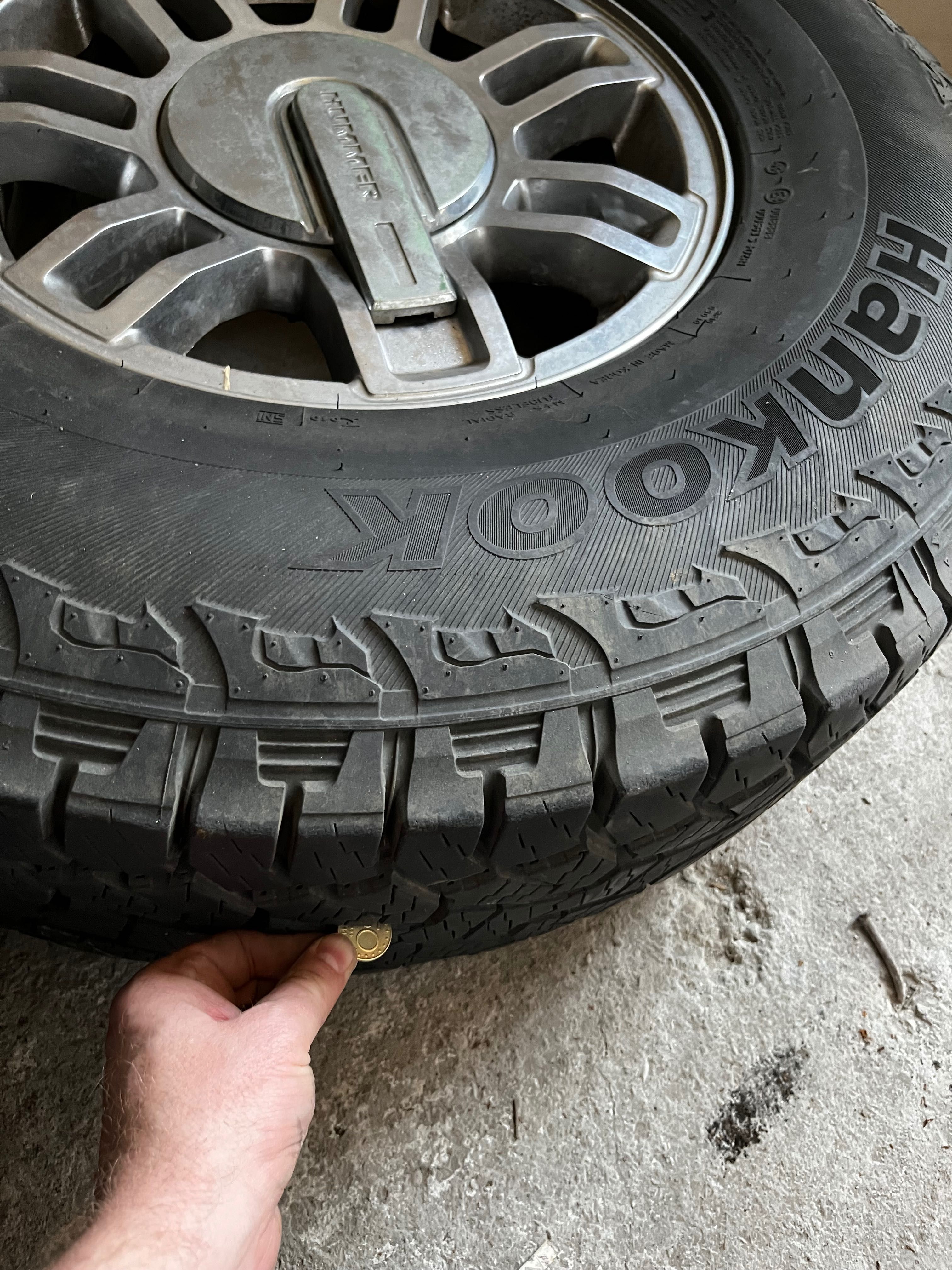 Гуми за джип 285 75 16 Hankook AT