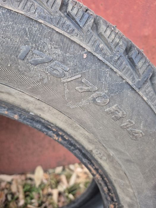 Продам одну зимнюю шину 175 70 на 14