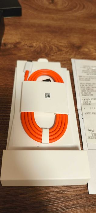 Продавам нов oneplus nord CE5