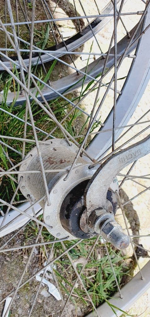 Vand en gros roti de bicicleta