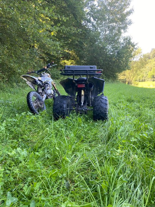 Vând sau schimb cu cross atv ul este cadru mare semi automat impecabil