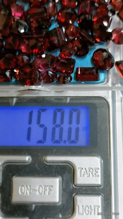 Vind granate Bohemia pentru bijuterii