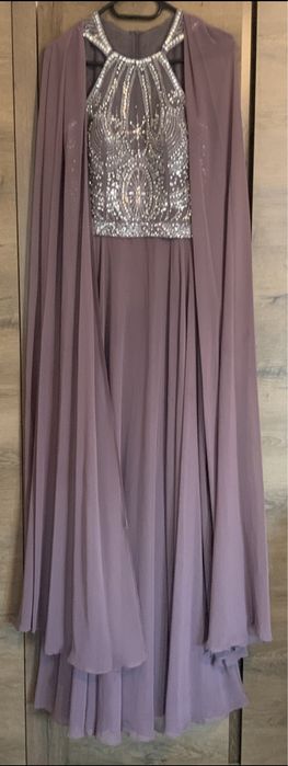 Rochie lungă de seara la preț excelent!