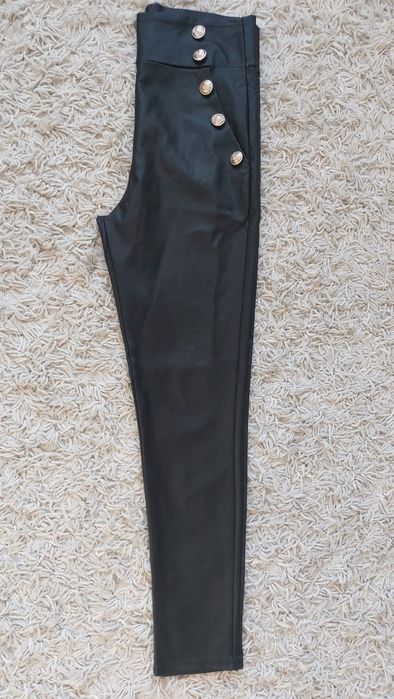 Pantaloni eleganți ,mărime m