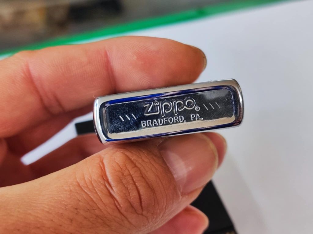 Оригинална запалка zippo marlboro 1984 г Нова