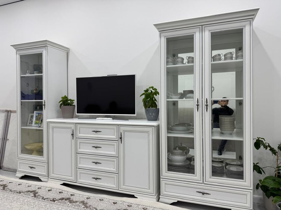 Продается стенка в зал