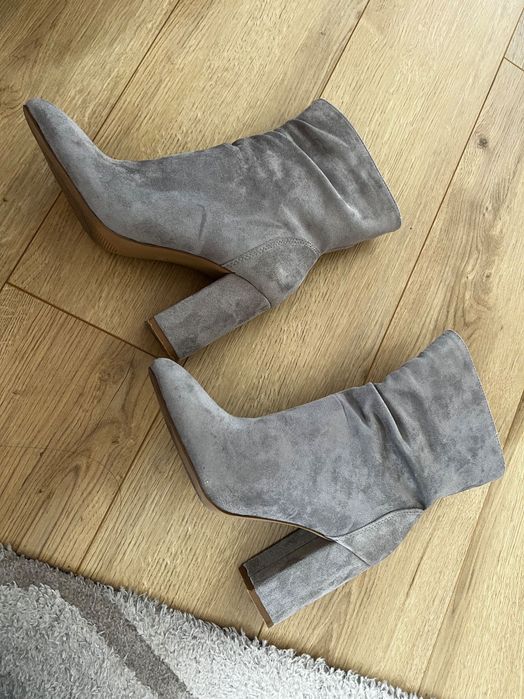 Дамски боти размер 38