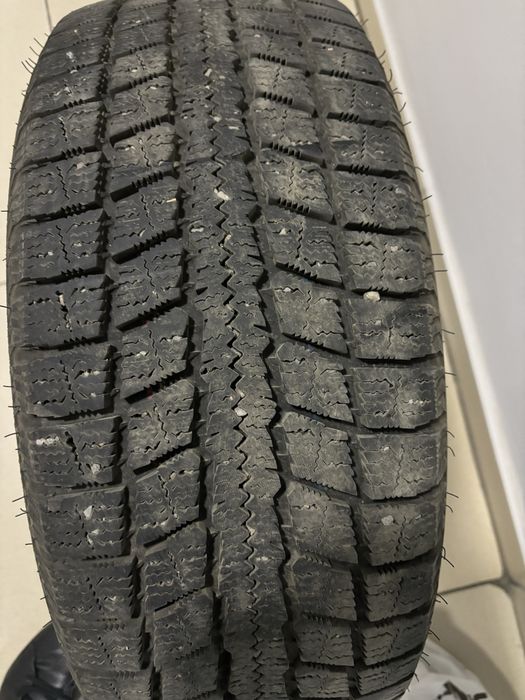 Зимние шины 205/55R16