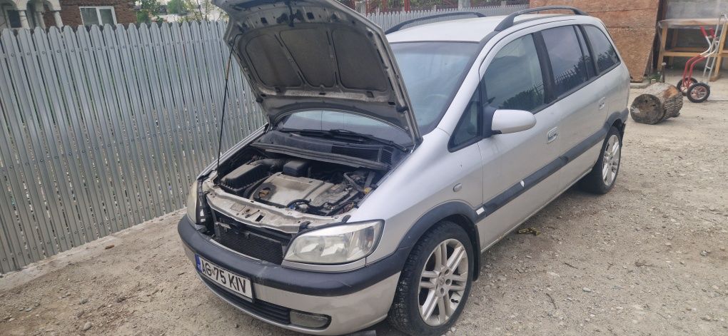 Dezmembrez opel zafira A, An 2004  GPL