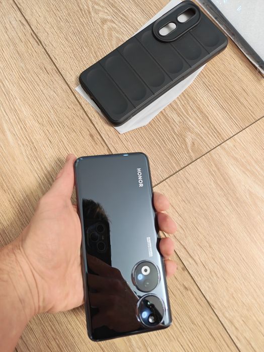 Vand telefon Honor 90