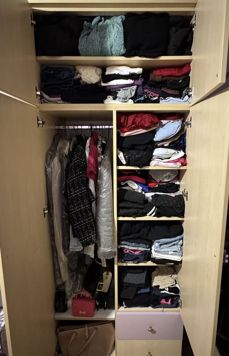 Продавам гардероб