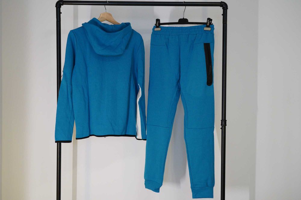 Trening Nike Tech Fleece  Calitate Premium - Produs Nou Sigilat Unisex