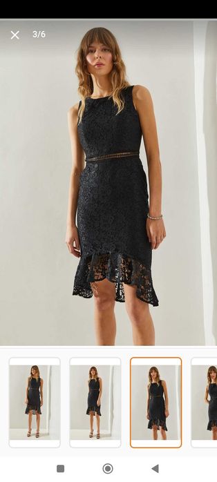 Рокля с дантела .