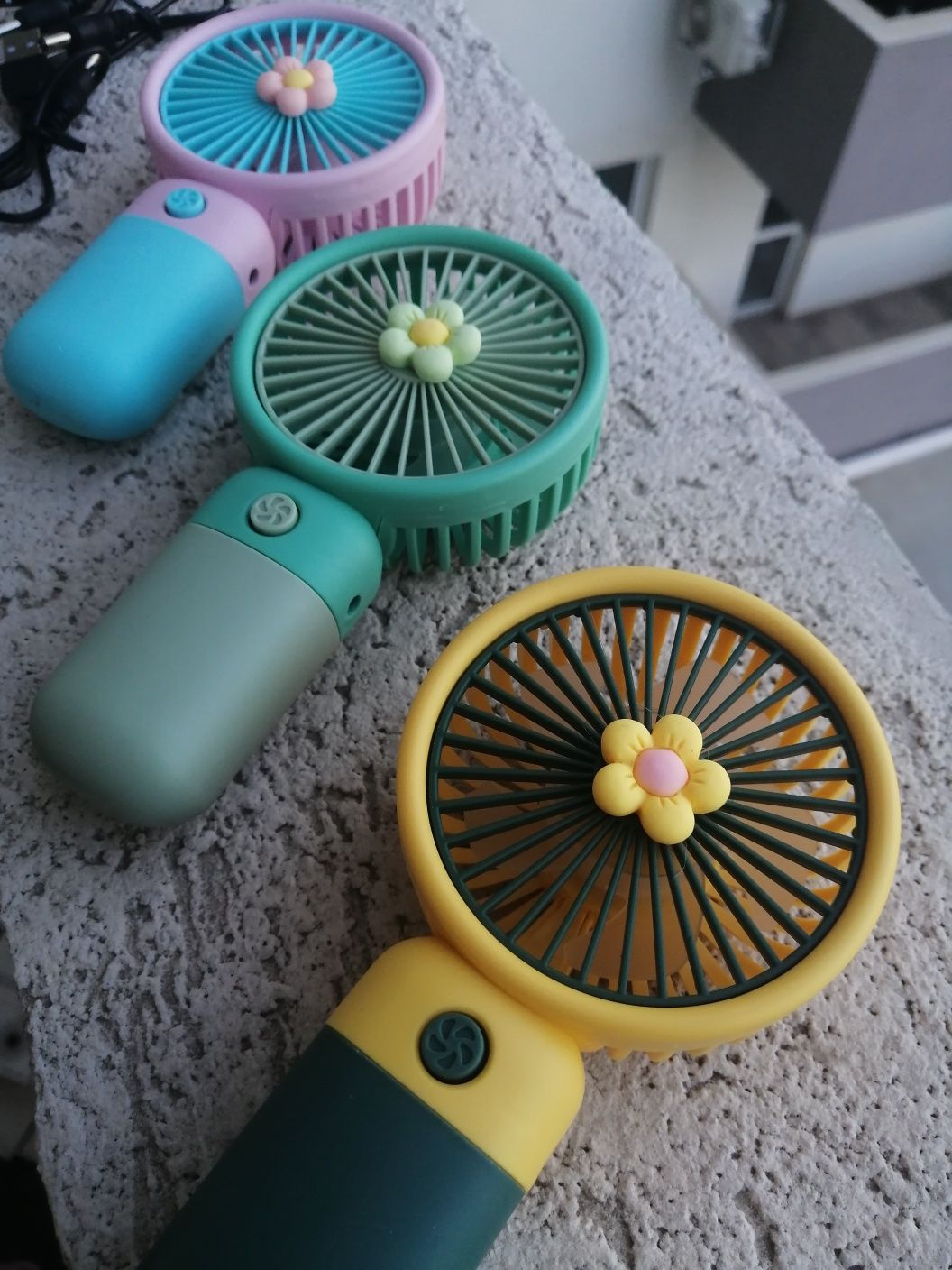 Set de 3 ventilatoare cu acumulator portabile pentru drumetii