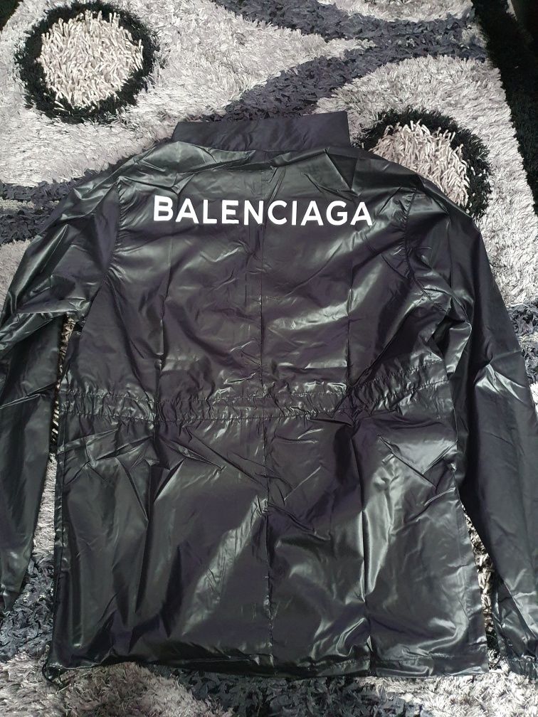 Geaca subțire Balenciaga