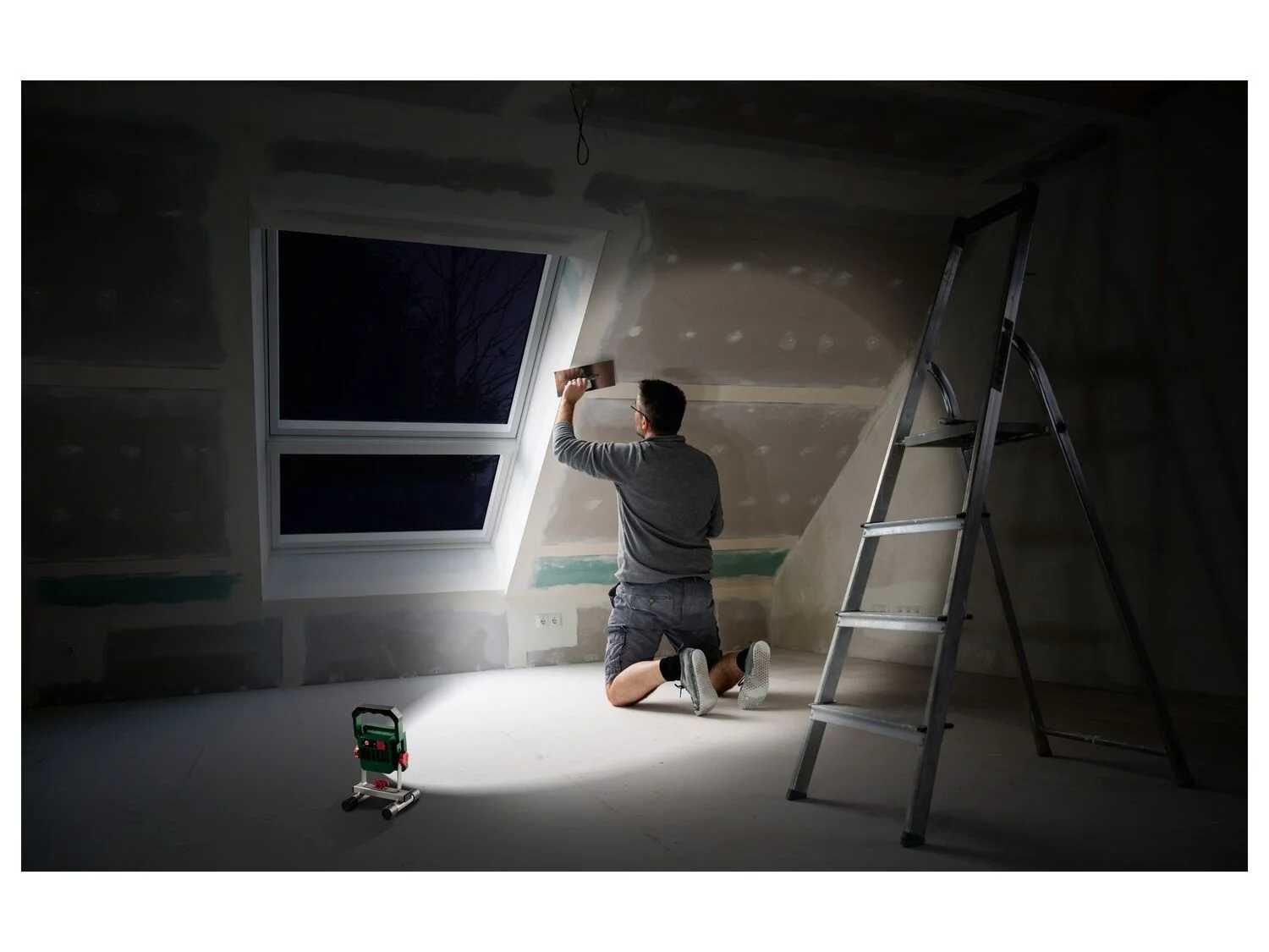 PARKSIDE акумулаторен LED прожектор PAS 2200 D4, с вградена батерия