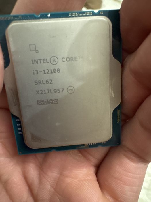 Процессор i5 11400 i3 12100