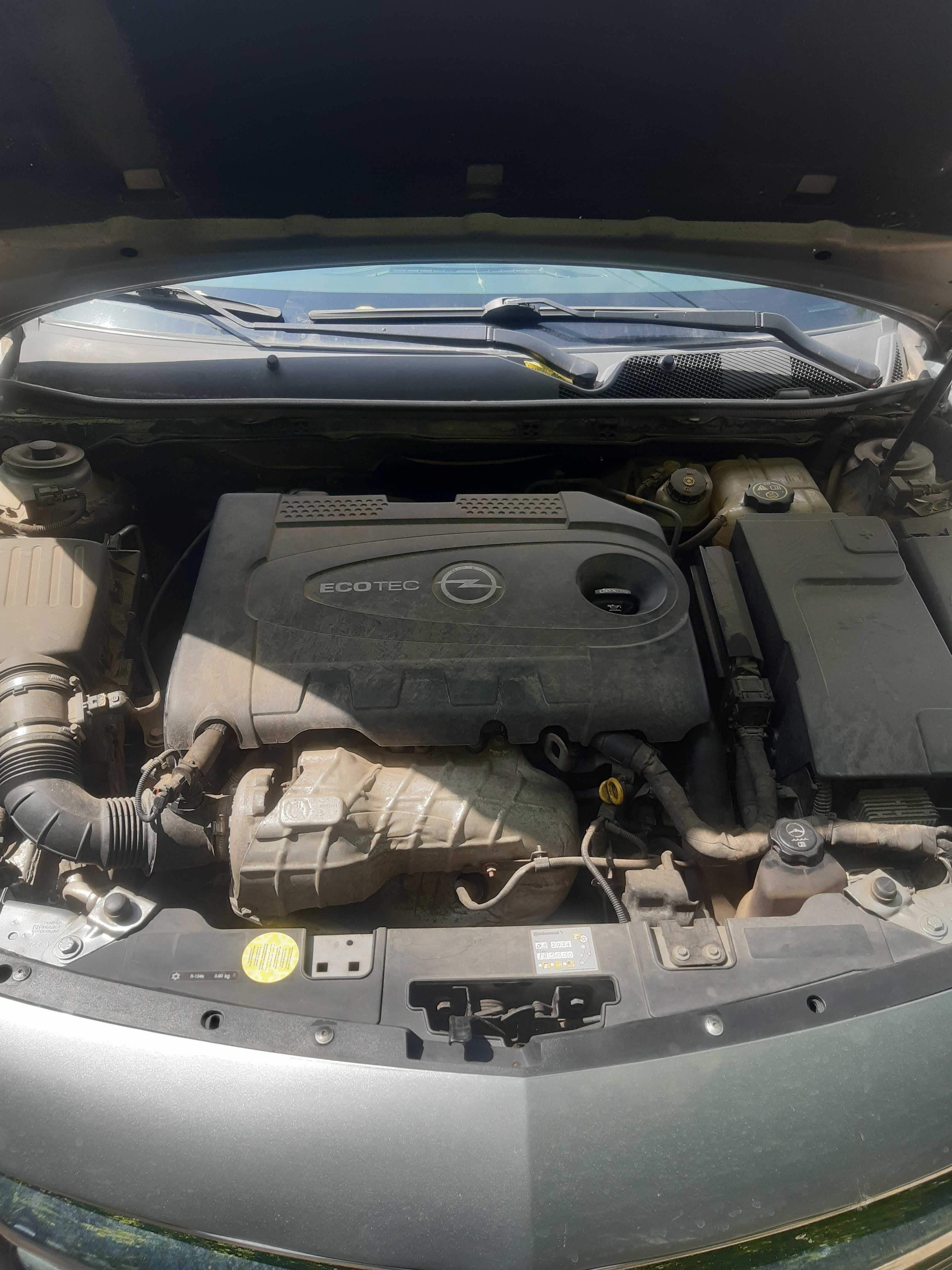 Opel Insignia 2.0 facelift - 163 CP