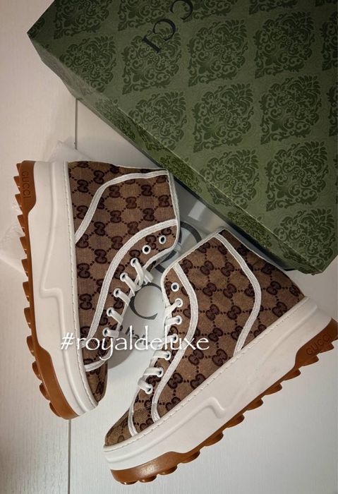 Stoc Adidasi dama Gucci