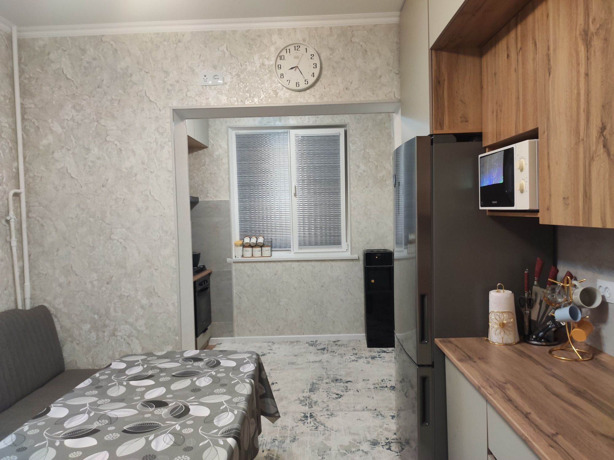 Продается квартира 4/6/9 Сергели-5 2х6 балкон