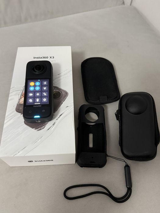 Camera Insta 360 X3