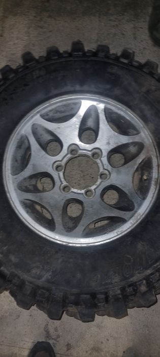 Roti offroad cu tot cu jante 16