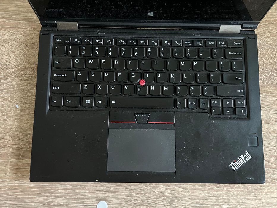 Laptop Lenovo Yoga 260