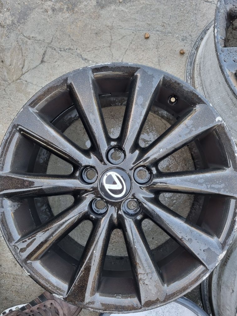 Vand jante lexus 5x114.3 r17  sau schimb cu 5x100 r17