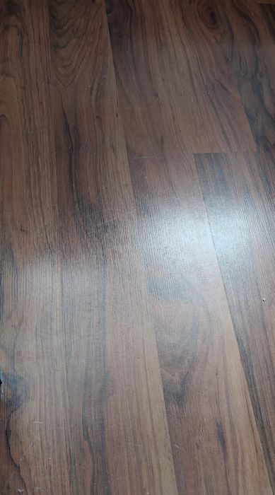 Продам ламинат б/у