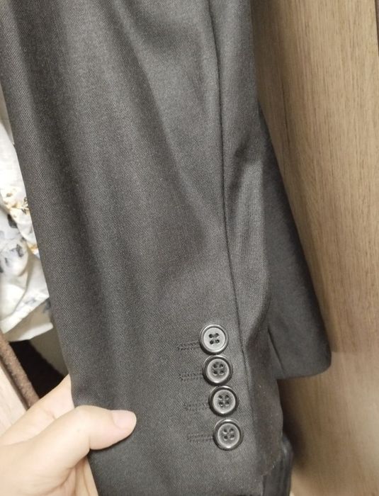 Продается мужской костюм