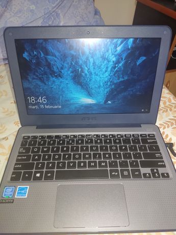 Laptop ASUS 256gb