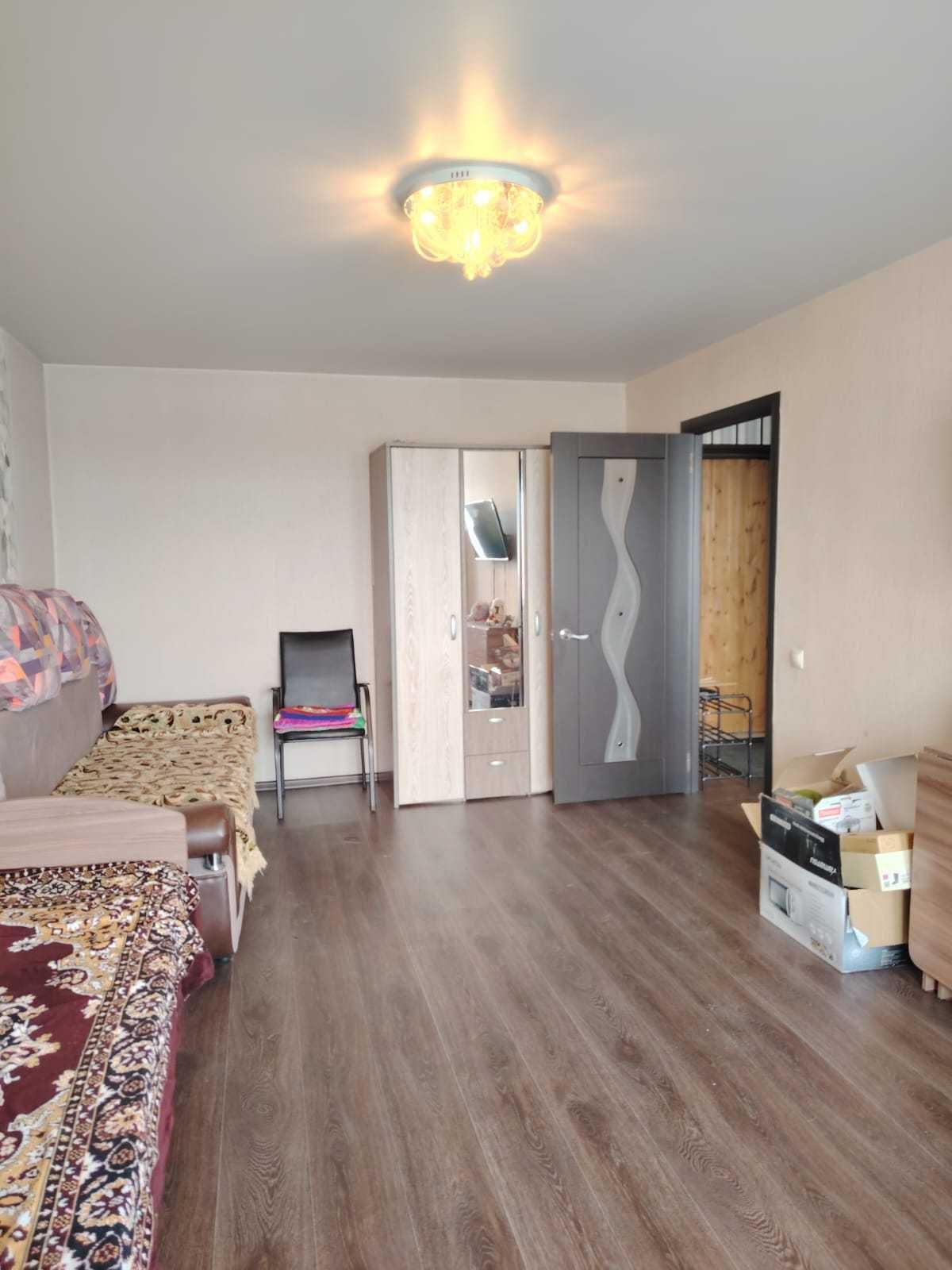Продам 1,5 квартиру кирпич,35 кв.м, 7/9эт, ул.Тихая 13/1