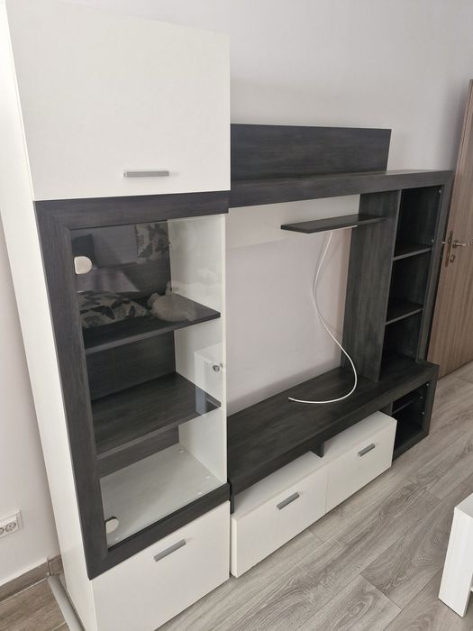 Mobila de living pret fix 400 lei