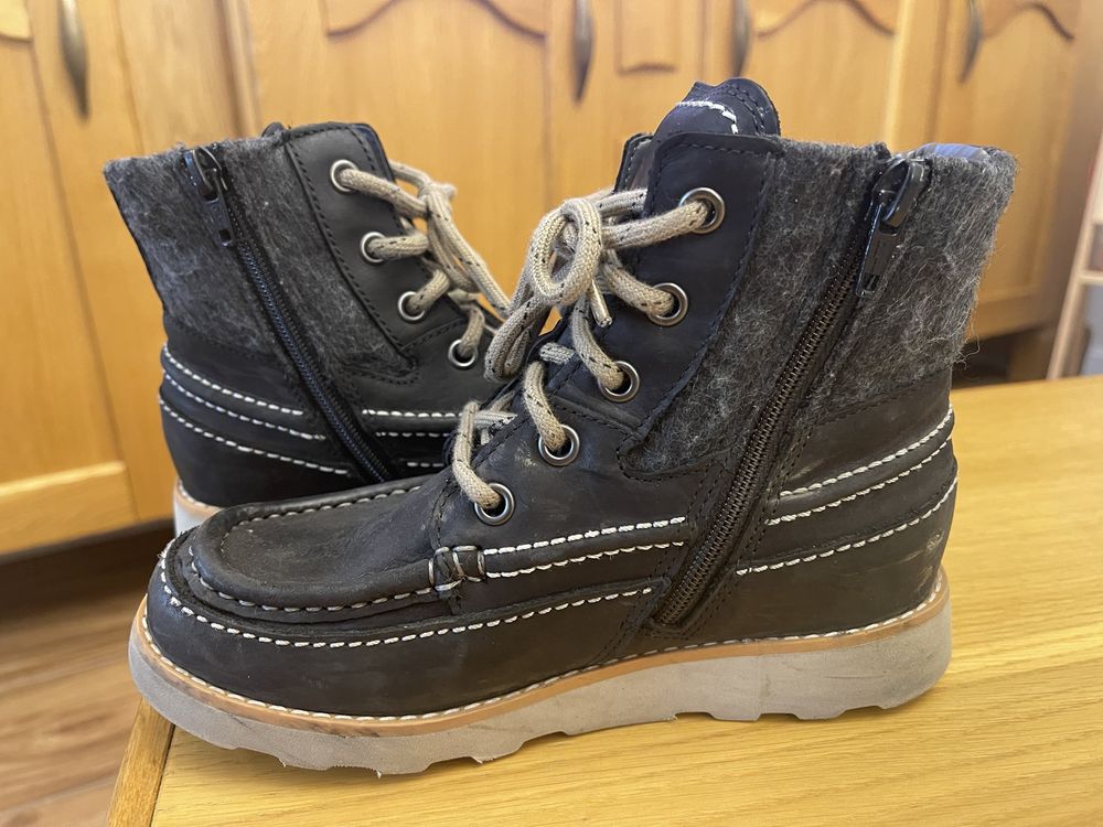 Боти Clarks за момче