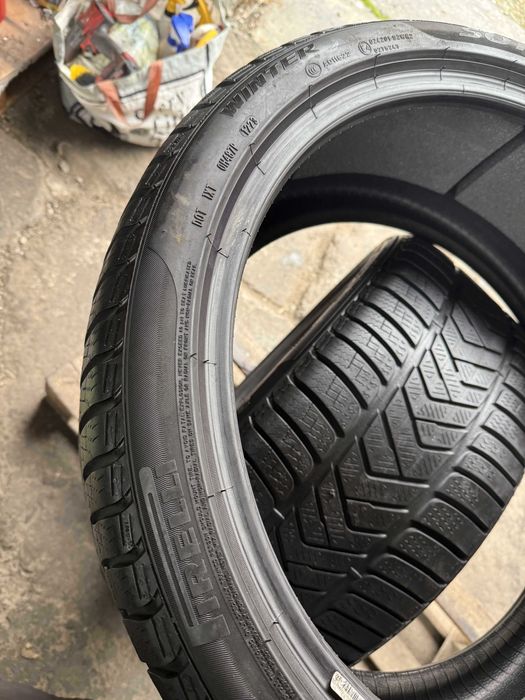 2x Anvelope Iarna 275/35 R21 - Pirelli Sotto Zero 3 Winter ELECT PNCS