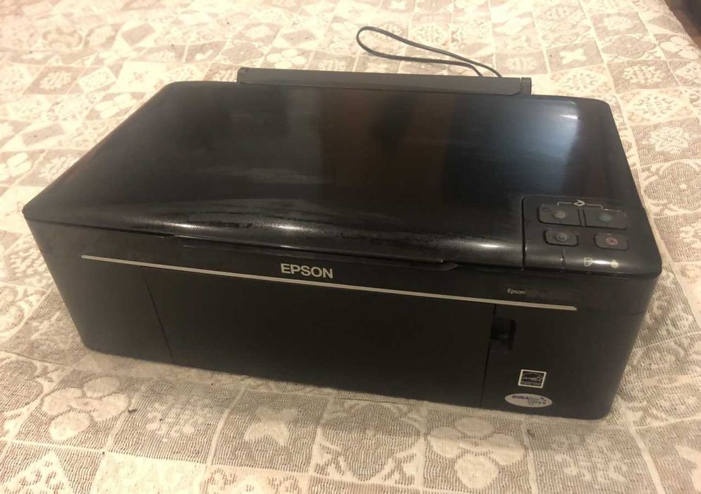 Чернобелый МФУ принтер и сканер Epson L200, легкая самост-ная заправка