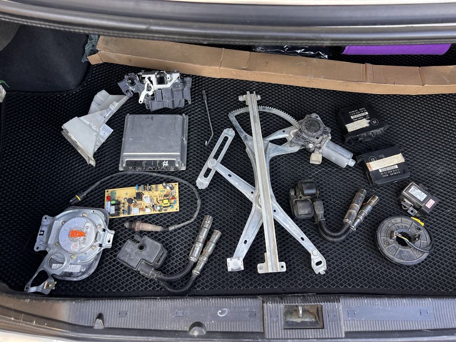 Запчасти на мерседес w210