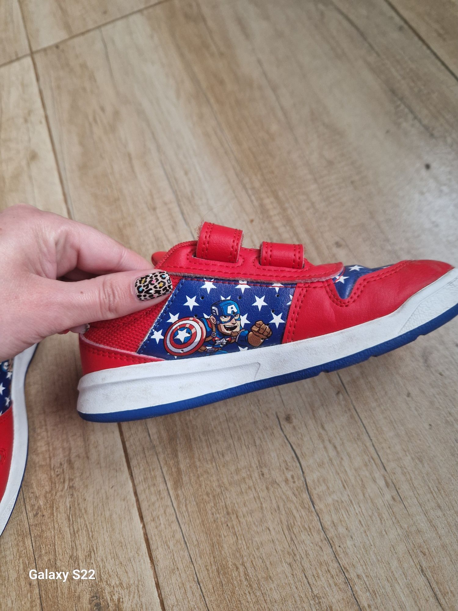 Оригинални маратонки Adidas