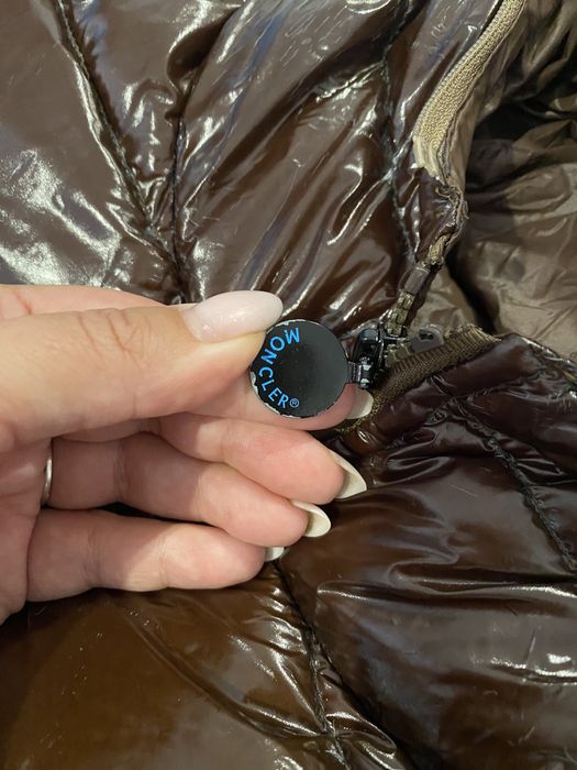 Geaca lucioasa Moncler