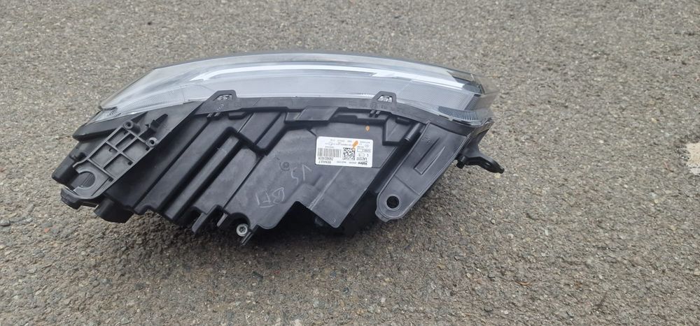 Far   Dacia Duster Stanga an 2021 2024