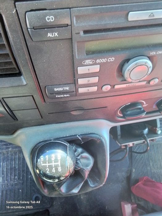 Ford tranzit autoutilitară diesel cu prelată , an 2013