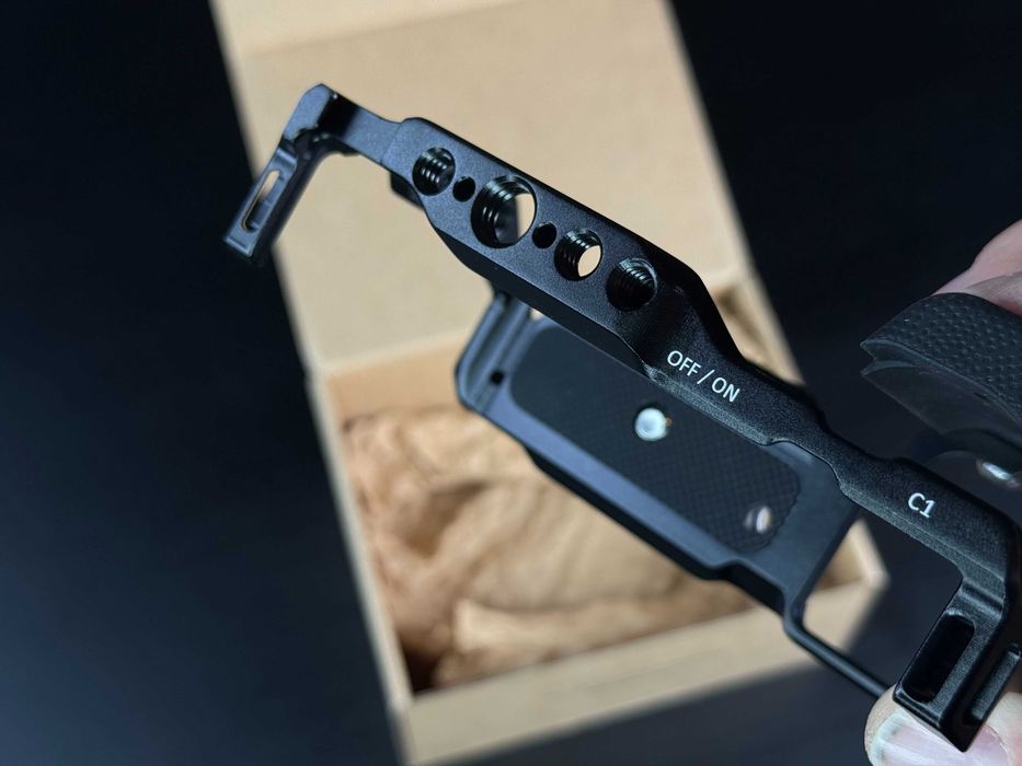 Грип SmallRig за фотоапарат SONY ZV-E10 - със силиконова дръжка